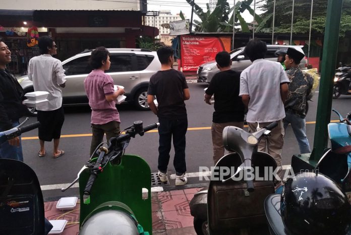 Scooter Mania, Alasan Berikut Ini Jelaskan Mengapa Vespa Matic Bisa Mahasiswa (ilustrasi vespa)