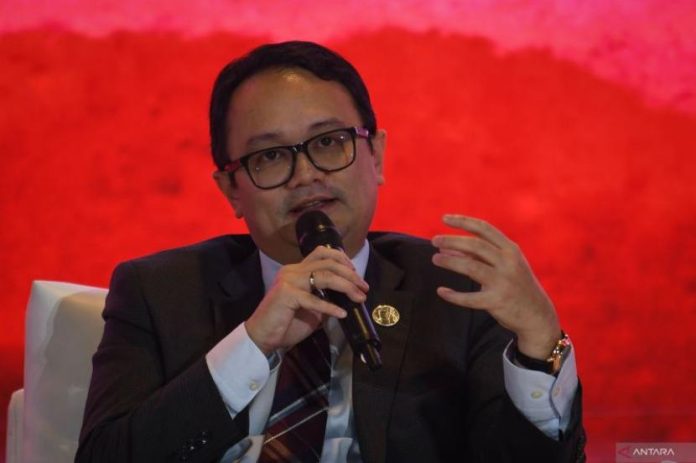 Kolaborasi Jadi Kunci Penting Maksimalkan Perdagangan di ASEAN Wakil Menteri Perdagangan (Wamendag) Jerry Sambuaga mengungkapkan, kolaborasi menjadi kunci penting dalam memaksimalkan perdagangan di kawasan ASEAN. (ilustrasi)