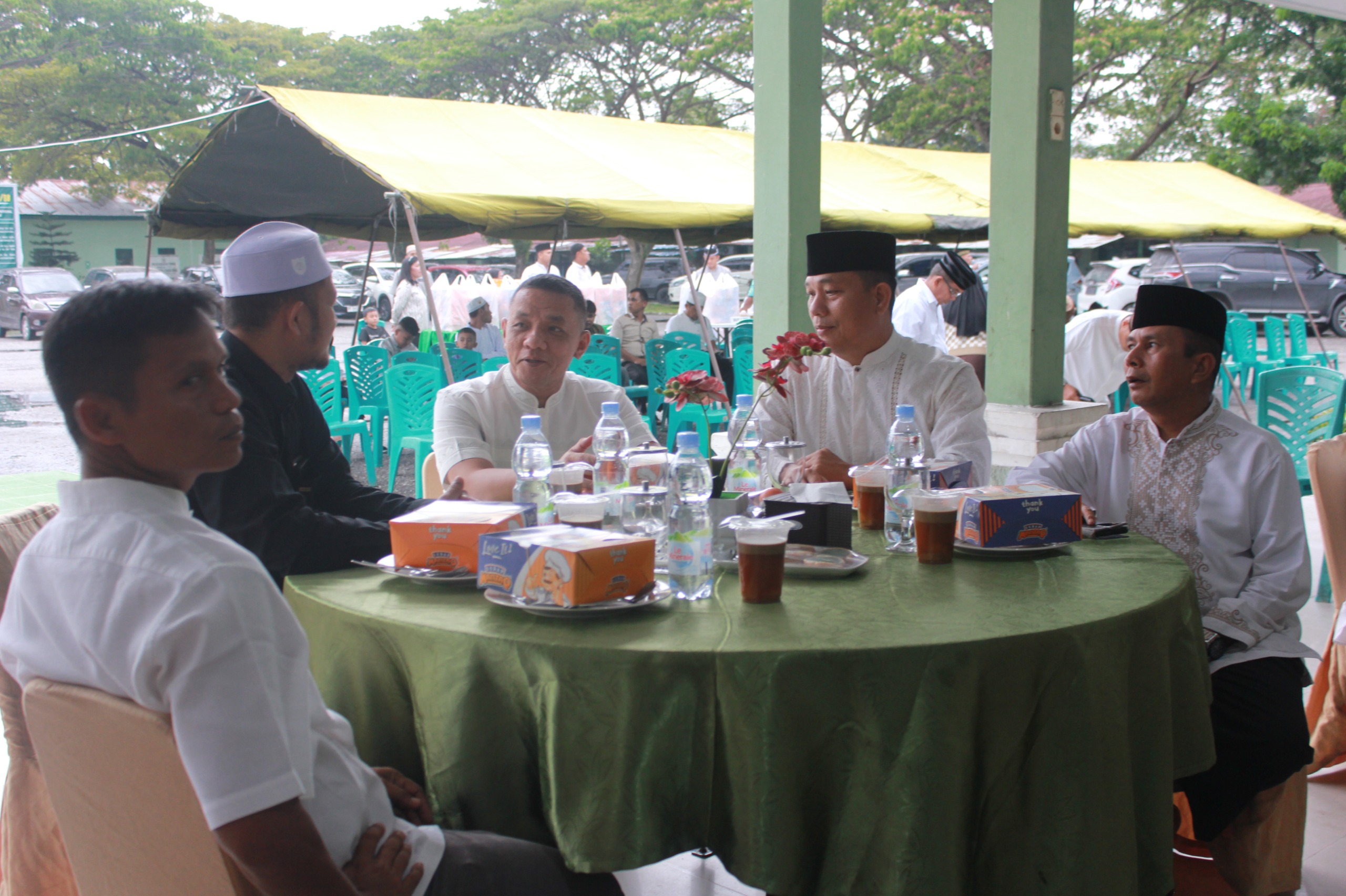 Dandim 0320/Dumai Gelar Buka Puasa Bersama dan Berikan Bingkisan Idul Fitri kepada Anggota