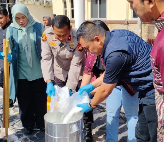Polres Dumai Musnahkan Hampir 3 Kg Sabu Senilai Rp3 Miliar, 24 Ribu Jiwa Terselamatkan