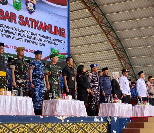 Kodim 0320/Dumai Hadiri Apel Satkamling Bersama Kapolda Riau di Lapangan Bukit Gelanggang