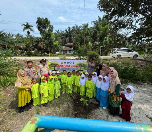 Polres Dumai Tanamkan Cinta Lingkungan Sejak Dini Melalui Program Green Policing di PAUD