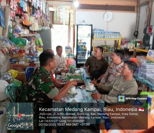 Babinsa Guntung Serma Amrijon Ajak Unsur Masyarakat Bersinergi Jaga Kamtibmas Lewat Komsos