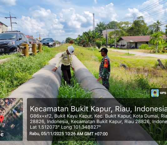 Kodim 0320/Dumai, SKK Migas, dan PT PHR Laksanakan Patroli Jalur Pipa Minyak di Dumai