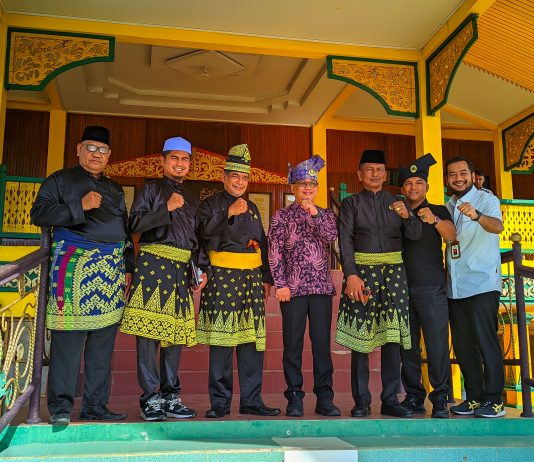 Sekda Dumai Fahmi Rizal Jalin Silaturahmi dengan LAMR, Perkuat Sinergi Pemerintah dan Lembaga Adat