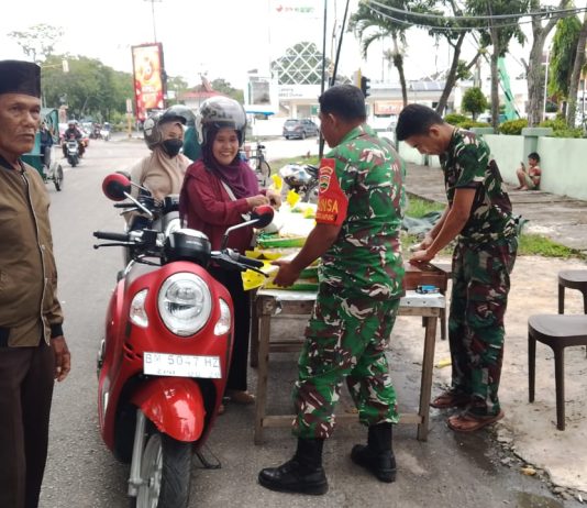 Kodim 0320/Dumai Bersinergi dengan Bulog Cabang Dumai Gelar Gerakan Pangan Murah untuk Ringankan Beban Masyarakat