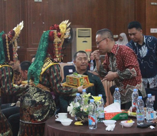Kodim 0320/Dumai Beri Apresiasi pada Purna Tugas Sekda Kota Dumai H. Indra Gunawan
