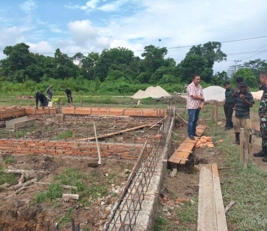 Perkuat Peran Babinsa dan Pelayanan Masyarakat, Dandim 0320/Dumai Lakukan Peninjauan Pembangunan KDKMP Teluk Makmur