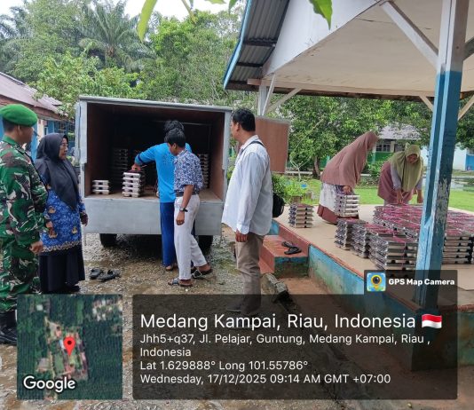 Babinsa Guntung Koramil 02/Bukit Kapur Dampingi Program Makanan Bergizi Gratis di Medang Kampai