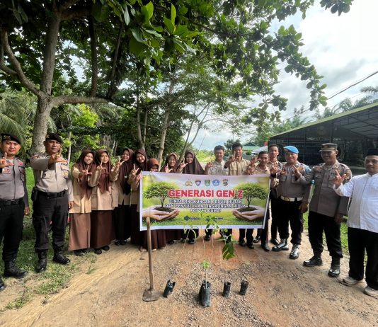 Polsek Bukit Kapur Gelar Green Policing di Ponpes Al-Harokah Darunnajah 12, Dorong Santri Peduli Lingkungan