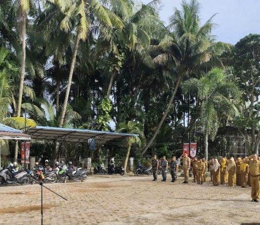 Kodim 0320/Dumai Melaksanakan Apel Bersama di lapanagn Kantor camat Sungai sembilan