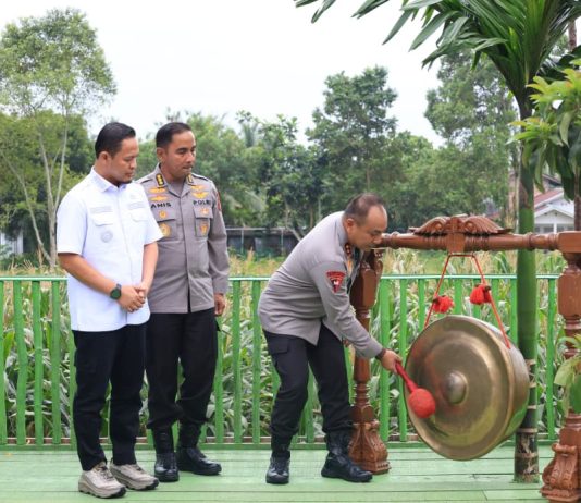 Kapolda Riau Resmikan Program “Tabung Harmoni Hijau”