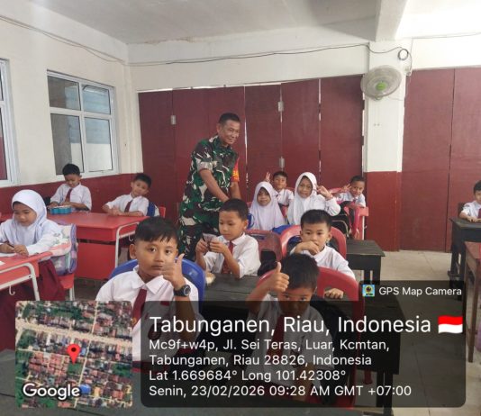 Babinsa Ratu Sima Dampingi Distribusi Makanan Bergizi Gratis, 2.955 Penerima Manfaat di Dumai