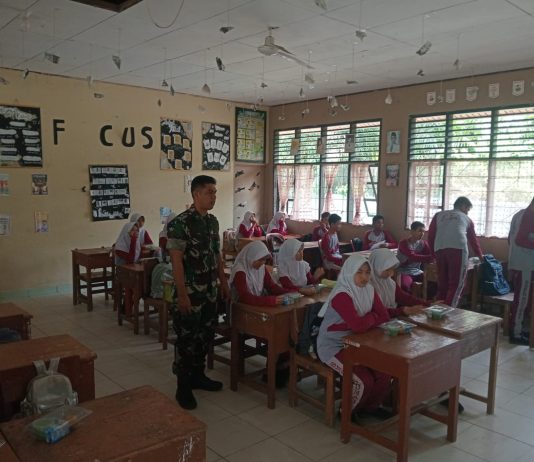 Babinsa Koramil 02/Bukit Kapur Dampingi Program Makanan Bergizi Gratis, 3.009 Siswa dan Peserta Posyandu Terima Manfaat