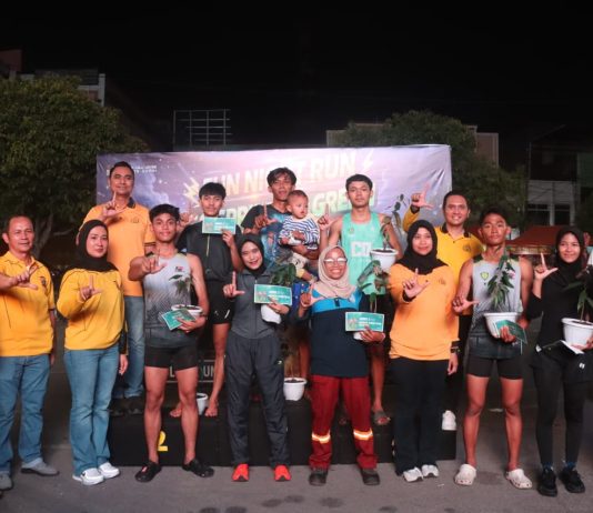 FUN NIGHT RUN GO GREEN POLRES DUMAI BERLANGSUNG AMAN, 48 PESERTA DAPATKAN BIBIT TANAMAN