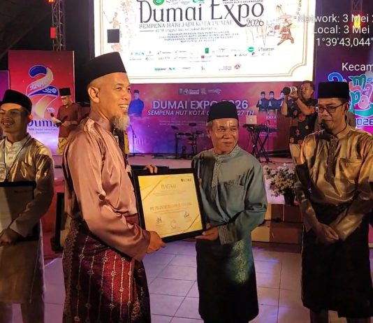 Karang Taruna Sukses Gelar Dumai Expo 2026, Penutupan Meriah, Wali Kota Paisal Serahkan Piagam Penghargaan kepada PT Pelabuhan Indonesia (Pelindo) Regional 1 Dumai