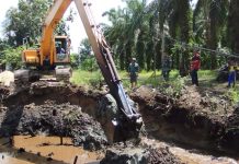 TNI Dampingi Pembangunan Dua Jembatan Armco di Sungai Sembilan, Perkuat Akses dan Konektivitas Warg