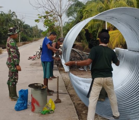 Kodim 0320/Dumai Optimalkan Pembangunan Dua Jembatan Armco untuk Tingkatkan Akses Warga Sungai Sembilan