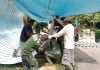 Meski Hadapi Pasang Surut Air Laut, TNI Kebut Pembangunan Jembatan Armco