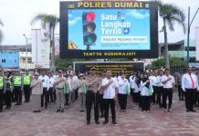 Polres Dumai Serahkan BPJS Ketenagakerjaan kepada PPPK dan PHL, Wujud Perlindungan bagi Personel Pendukung