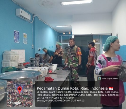 Ribuan Pelajar dan Kelompok Rentan di Dumai Terima Makan Bergizi Gratis, Babinsa Lakukan Pendampingan