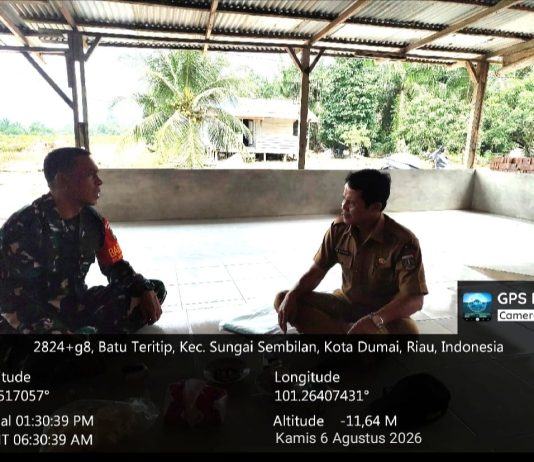 Babinsa Koramil 03/Sungai Sembilan Perkuat Silaturahmi dengan Tokoh Masyarakat Batu Teritip Lewat Komsos