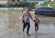 Kapolsek Dumai Timur Monitoring Banjir, Air Mulai Surut dan Belum Ada Warga Mengungsi