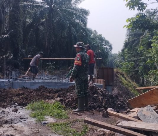 Pembangunan Jembatan Beton Tahap VII di Lubuk Gaung Berlanjut, Bantu Akses 240 KK